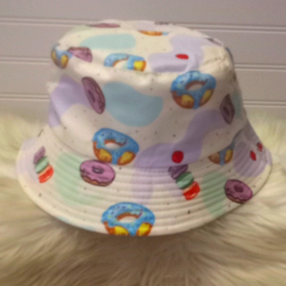 Donuts & Macaroons Multicolored Reversible Cotton Bucket Hat - Picture 4 of 11